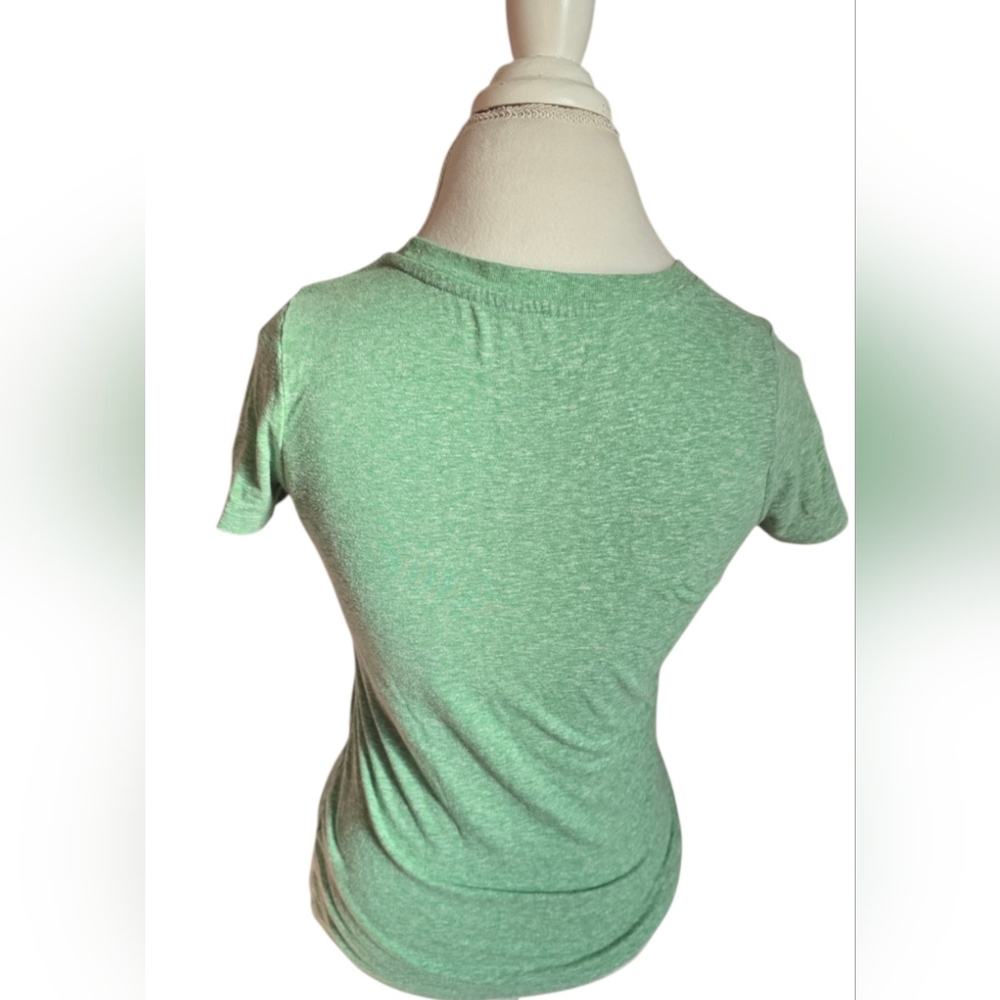 🌻 Mossimo Supply Co. Light Green Short Sleeve Tee Sz S - Picture 2 of 4
